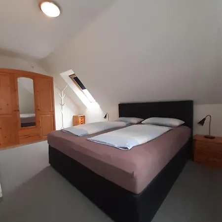 Ferienwohnung-stricker-3-3 Apartamento *
