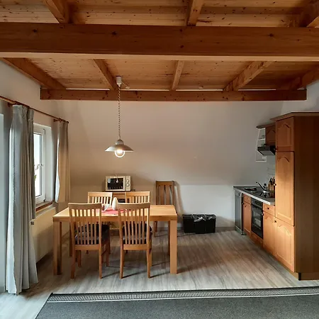 Apartment Stricker 3/3 *